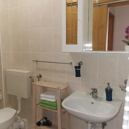 Pod Forticu 흐바르